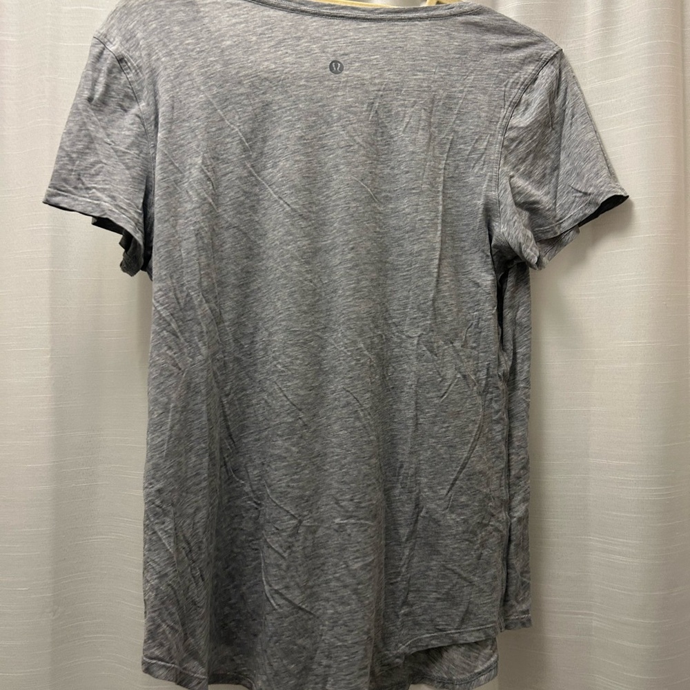 lululemon athletica Gray Short Sleeve Tee